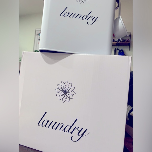 New-White Farmhouse Laundry Canister with Scoop - Picture 9 of 16